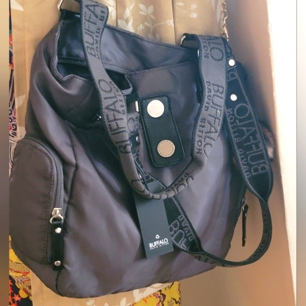 BUFFALO SHOULDER BAG